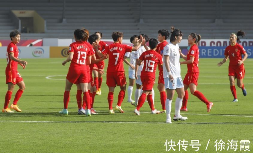 女足|0-0!中国女足竞争对手爆大冷,第90分钟错失绝杀,小组出线不利