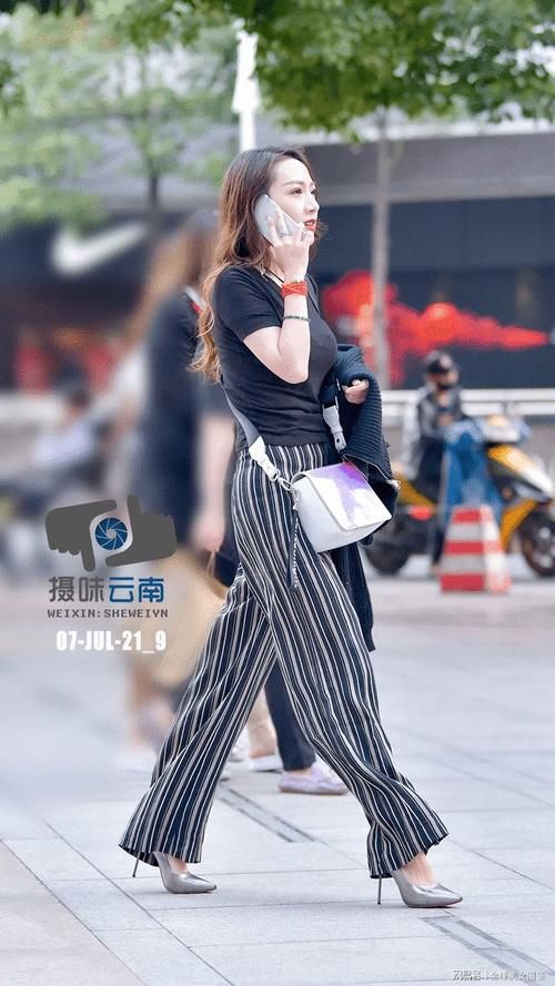 穿搭|阔腿裤宽松个性还很舒服，阔腿裤搭配高跟鞋，气场十足！