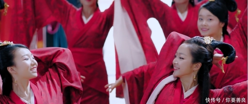 花天酒地|将军年过80岁，仍花天酒地妻妾成群，专家：他是为了自保