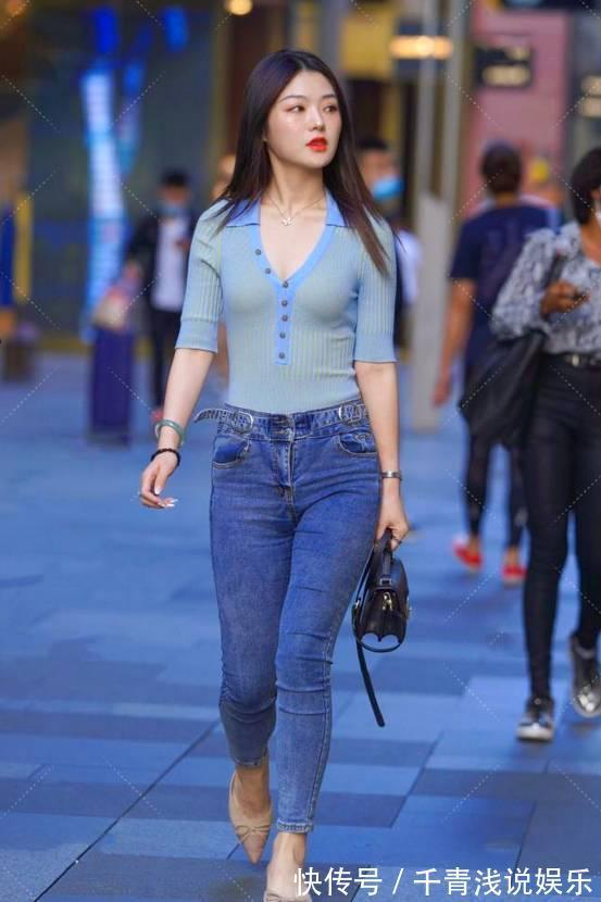 女士 美女脚上搭配一双高跟鞋,多了一些时尚的韵味,显瘦还显高