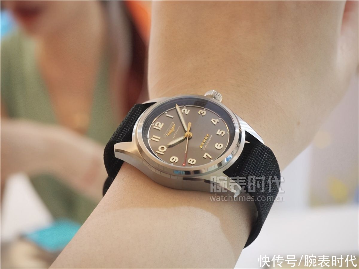 竞潜|手表戴的舒不舒服太重要了,6款钛金属腕表盘点