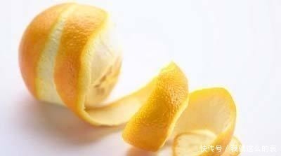 洗碗不要用洗洁精了，保洁阿姨教你这一招，省钱实用又不伤手！