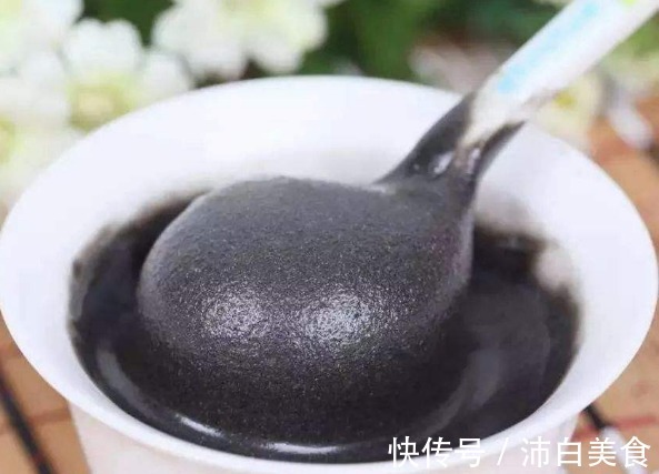 黑芝麻糊|4杯牛奶不如1杯,秋季女人可常吃,改善肤质营养好