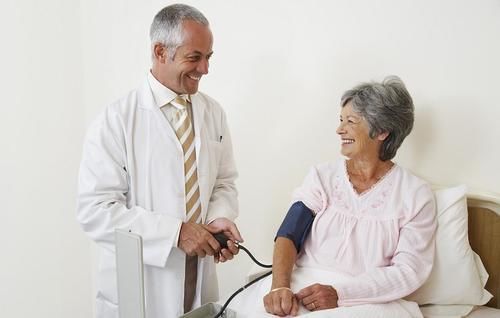 白酒|高血压患者还能喝白酒吗?继续喝,会有什么结果?看完你就知道了