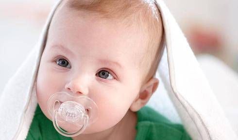 夫妻二人|孕妇做B超时,被查出孩子有两个头,坚持生下后全家人乐了