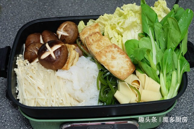 寿喜锅自己做,半碗调味汁一浇,从此告别水煮菜,还能越吃越瘦