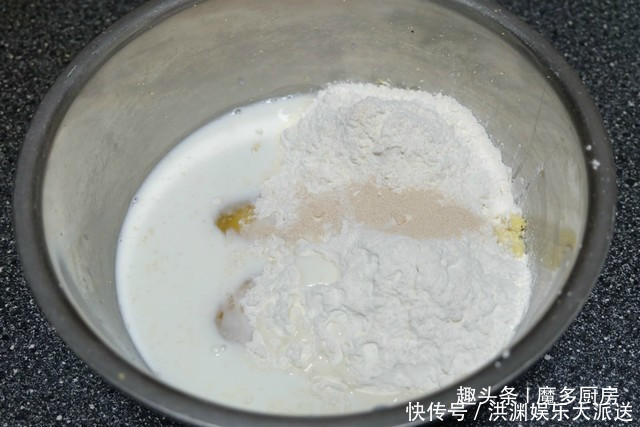 款玉米面饼|玉米面饼简单又好吃,搅一搅拌一拌,3分钟煎一锅,香软营养好