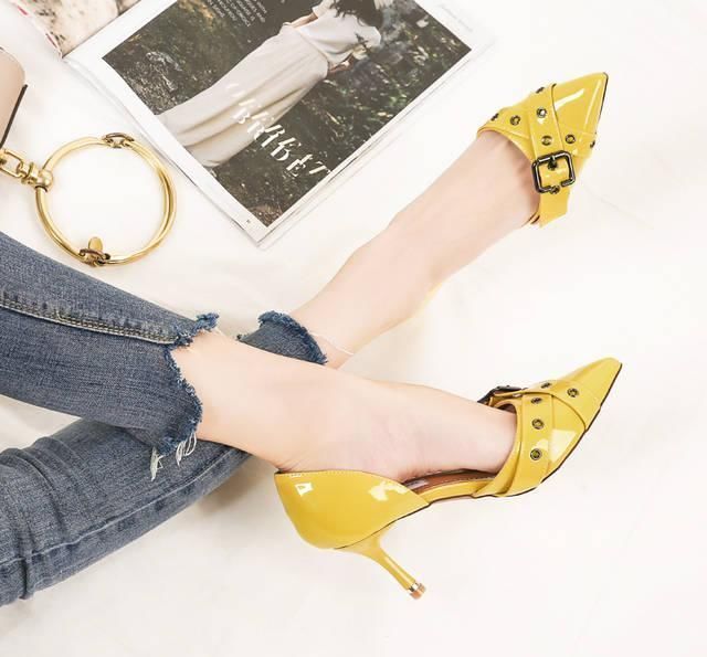 身姿 女人从穿上高跟鞋的那一刻开始,曼妙身姿由此开始盛放