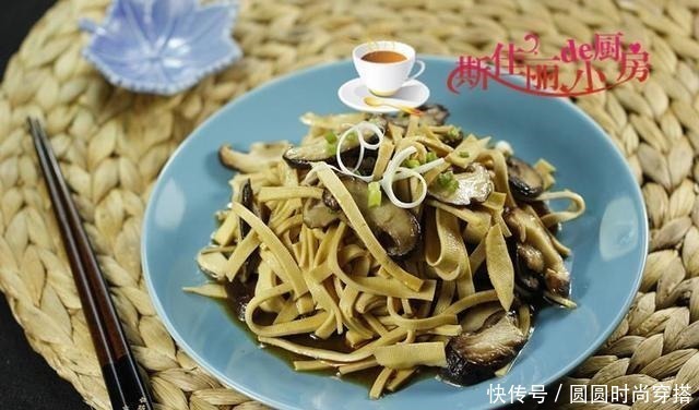 香菇和它是绝配,补钙增强免疫力,宁可不吃肉也要吃它,好吃极了