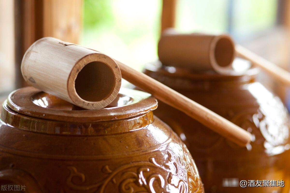 用粮食酿造|纯粮酒有苦味,为什么酒坊的酒有苦味,大酒厂的酒没有苦味