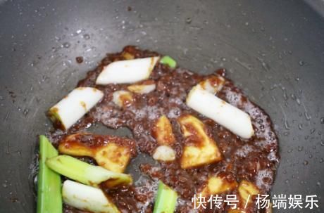 黄豆酱|开海后,懂行人必买的鱼,目前无法人工养殖,1斤10块钱,抓紧吃