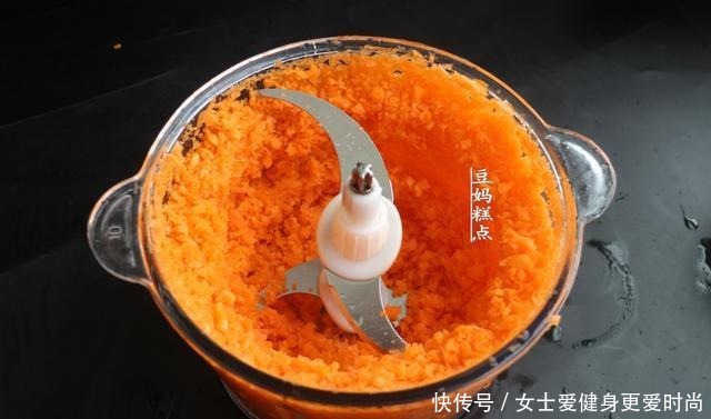 胡萝卜|胡萝卜肉包,1次发酵简单轻松,有空多给孩子做,清热明目