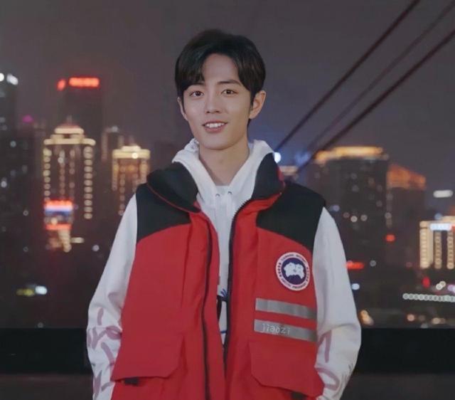 肖战的造型被质疑像“超市工作人员”, 可别逗了, 明明就很帅气