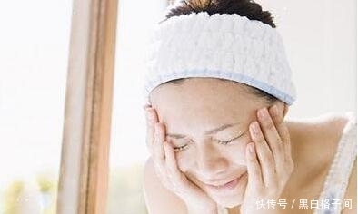 原来一碗淘米水作用这么大!既能美白又可淡疤,不知道太亏了