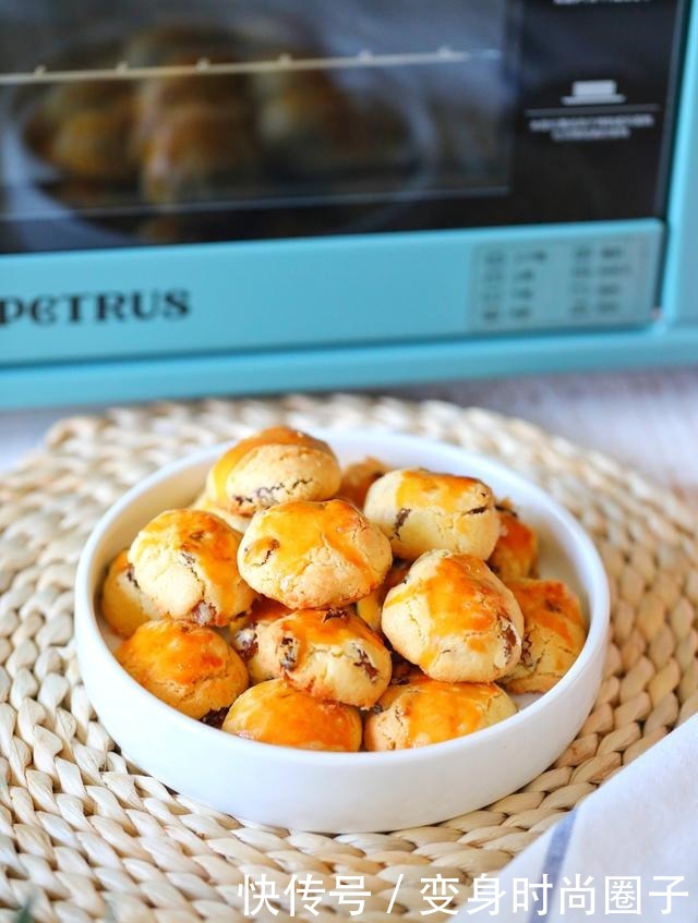 甜品|烘焙新手必备,一次就成功的甜品配方,奶味十足,香酥掉渣