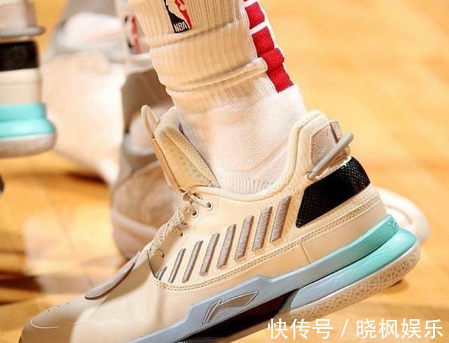 国产品牌 阿迪签名鞋首发“棉花糖”配色，耐克阿迪也开始抄袭国产品牌了！