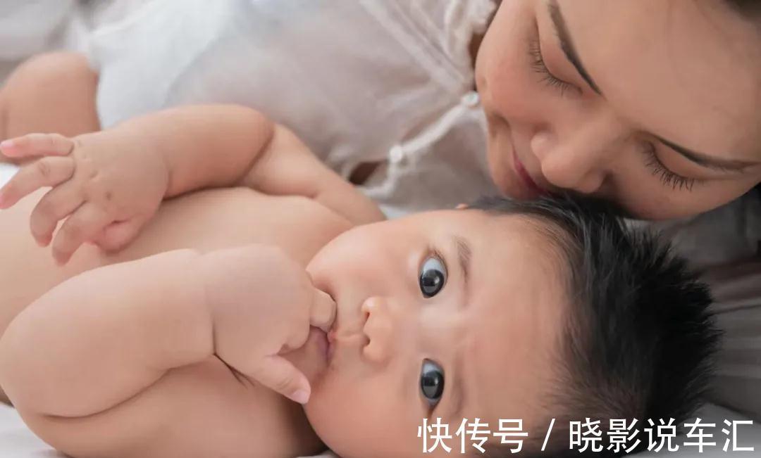 夜奶|宝宝吃夜奶,睡前刷牙是不是白刷?母乳夜奶,要担心蛀牙吗