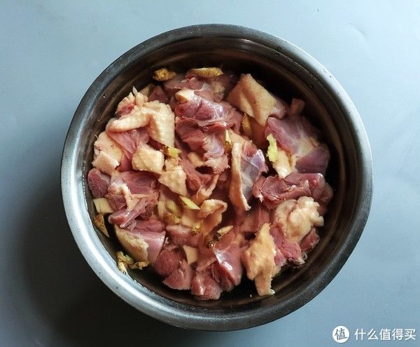 焖鸭肉|数九寒天，这菜三天两头必做，滋补去燥又鲜美，吃完浑身暖乎乎！