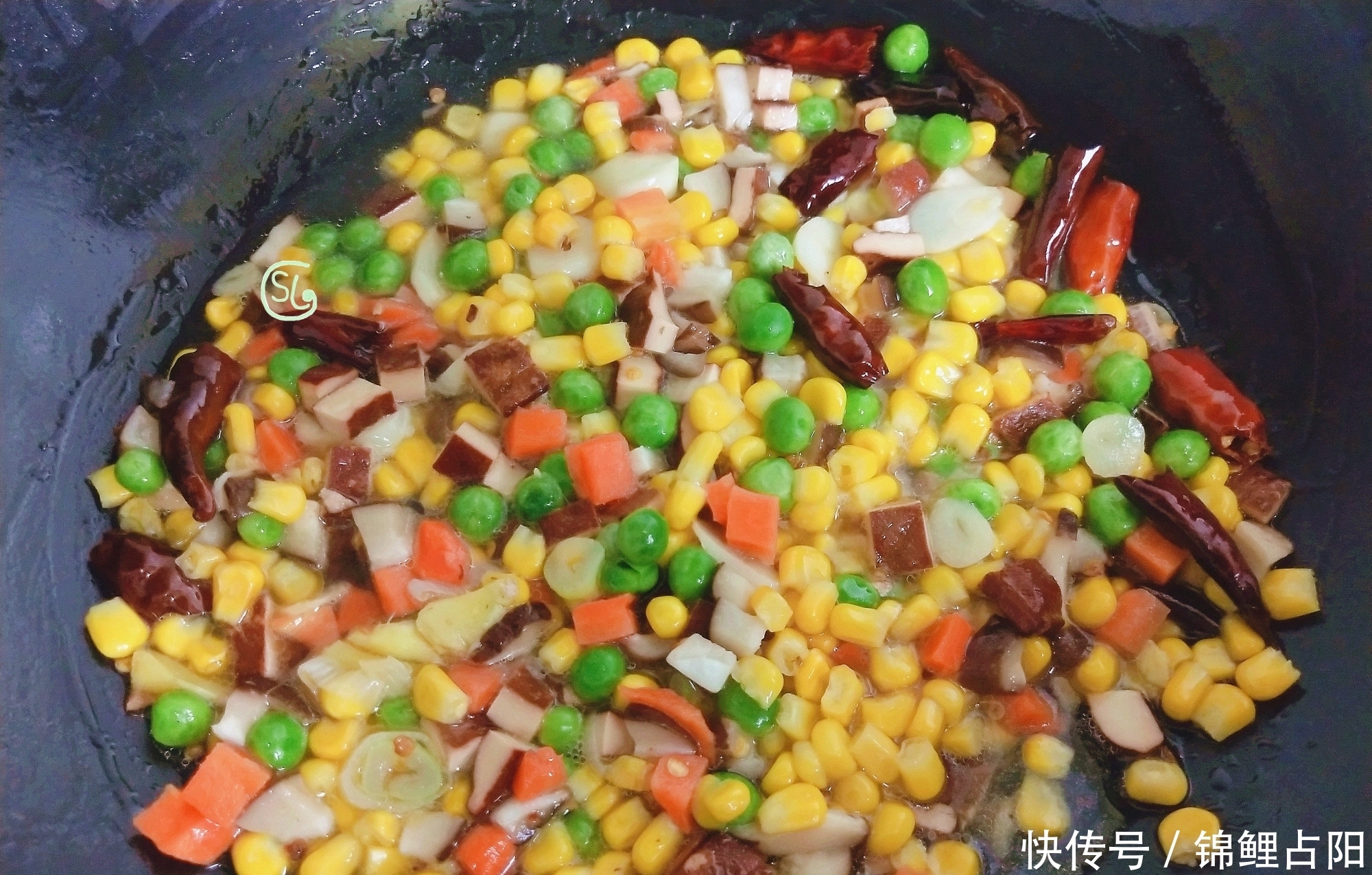 秋季|秋季我家经常做这道菜,简单一做就出锅,上桌比大鱼大肉受欢迎