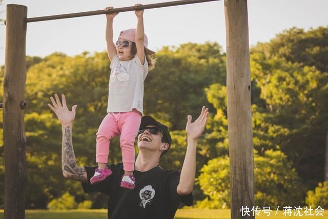 年龄|女孩初潮早于这一年龄,身高大多都不超过一米六,有希望扭转吗