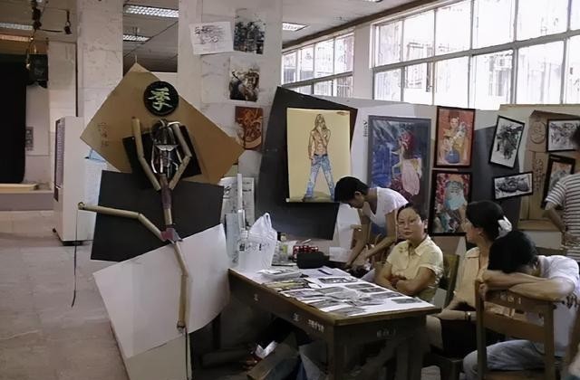 际上|漫展太多所以能随意造作?看一眼20多年前的漫展,瞬间让人心酸