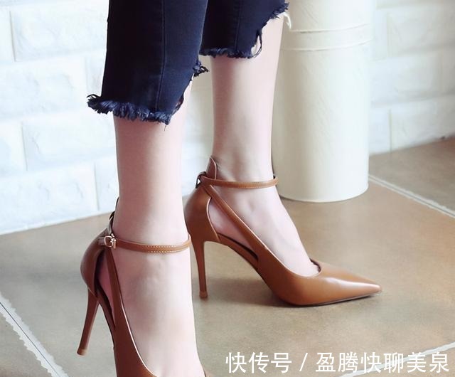 简约|挑一双时尚尖头高跟鞋,让自己变得雅致而有品味