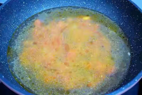 上了年纪后，建议中年女性多吃这菜，营养不比牛奶差，好吃又解馋