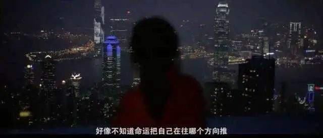  面前|余秀华不是中国最好的诗人，但是最打动我的诗人