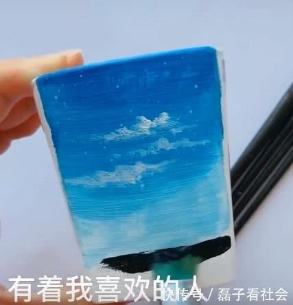 作画#美术生穷到连水杯也不放过,开头是青铜,看到成品:灵魂画师!