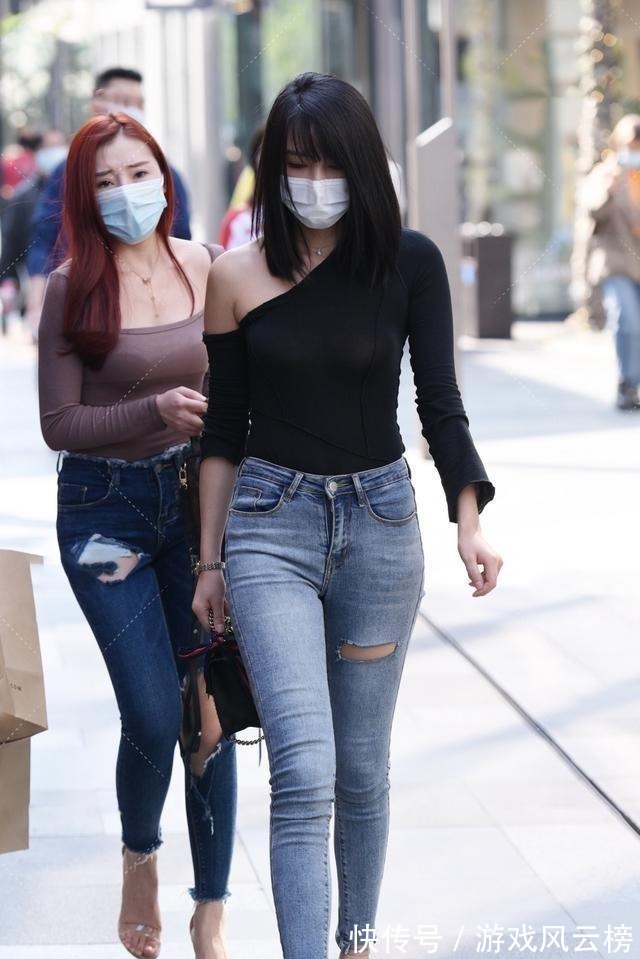 装扮 活力满满的打底裤装扮潇洒有气质,展现女人的娇美,时尚精致!