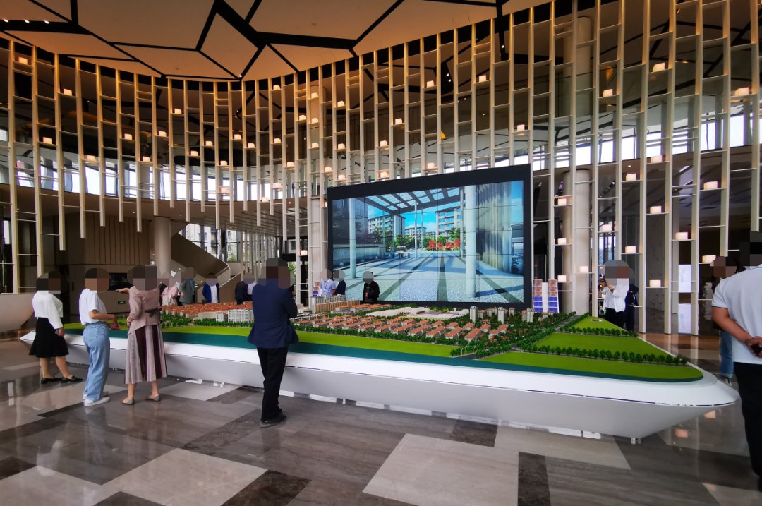 伟峰|长春伟峰东域二期开盘，总价近400万的房子，还没开盘就快没了