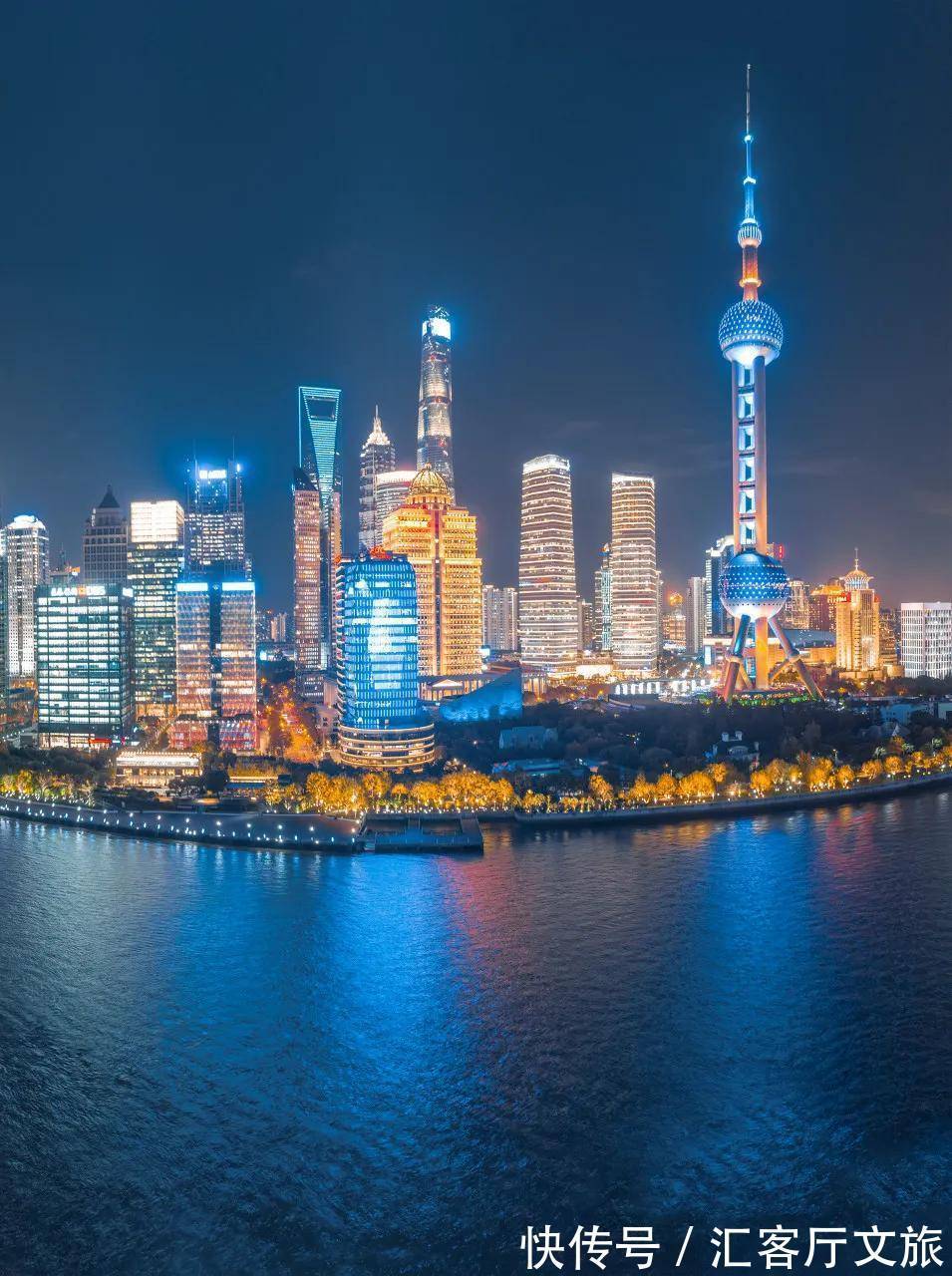 繁华|媲美纽约,比巴黎风情,“东方不夜城”去一次相当于环游世界