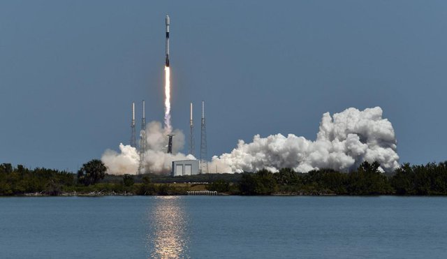 空间站 美国阴谋落空！中国火箭残骸坠落印度洋，完美反击外媒反智发言