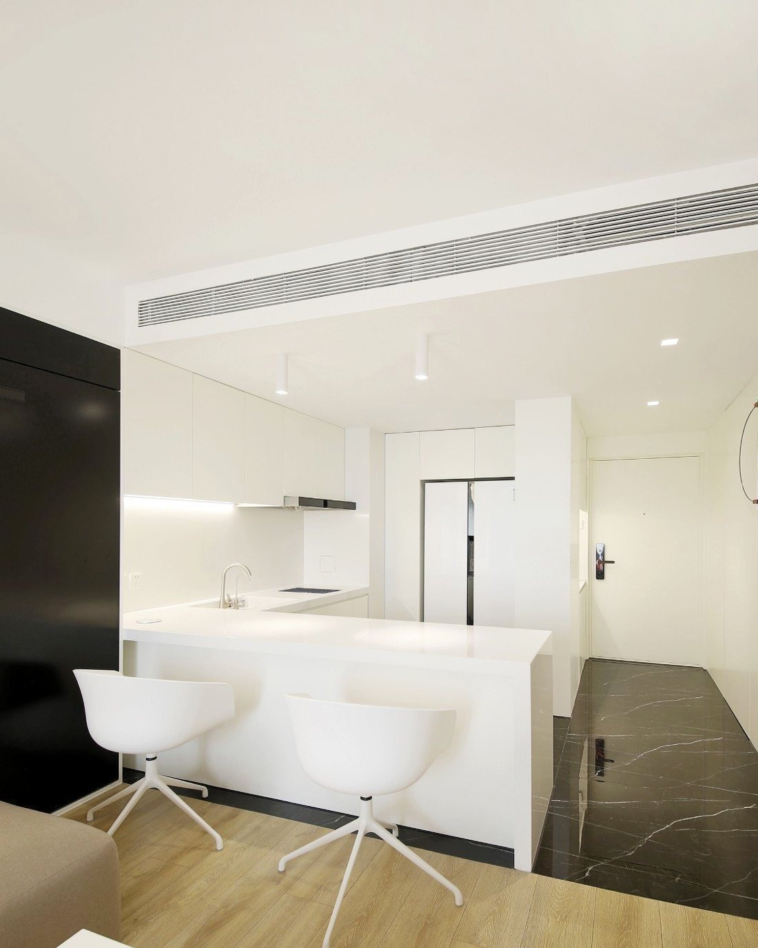 实用|看了她的46㎡小窝,头一回见卧室装两个门,美观又实用,很聪明