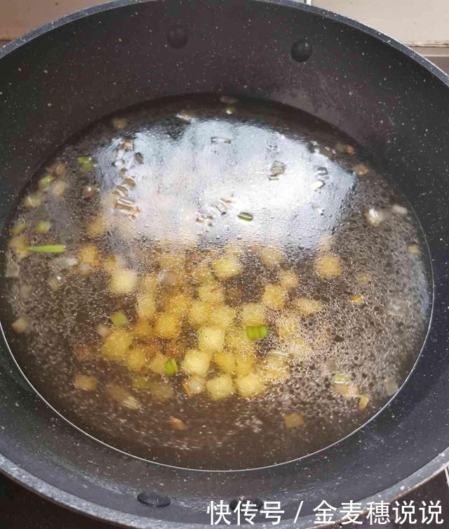 儿子开学后,这道早餐我常做,15分钟搞定,孩子吃了还想吃