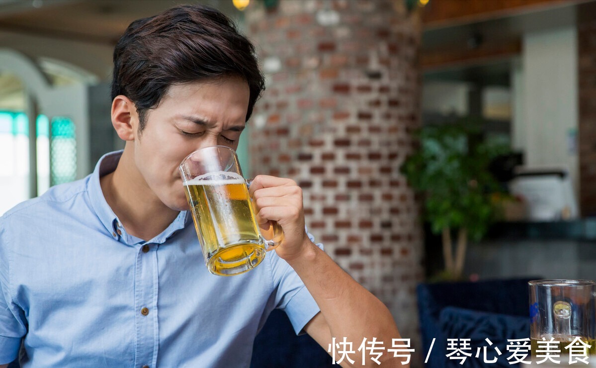 排尿困难|喝酒后很快就要小便，与喝酒后许久都不小便，哪种人的肾更健康？