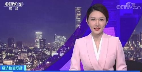 文艺主持|龙洋：首秀《经济信息联播》，不转型文艺主持做实CCTV-2一姐之位