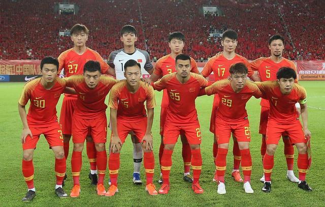 中超|李霄鹏临时官宣,国脚40人名单正式出炉,他成离队第一人