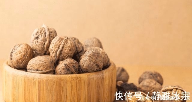 宝妈|0~3岁是宝宝大脑发育黄金期，经常吃这8种益智食物，娃越吃越聪明