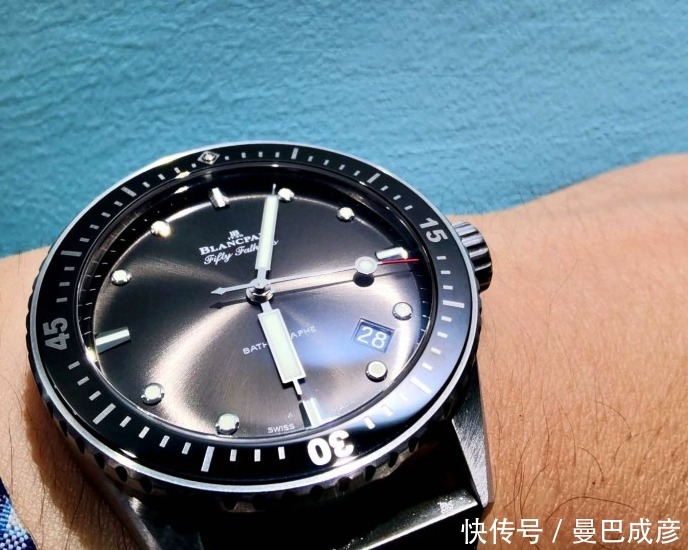 绿鬼|劳力士绿水鬼被过度神话，还是宝珀新五十噚潜水表更香