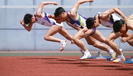 膝关节|膝关节炎的主要发生人群,赶紧看看,有没有你?