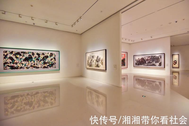 艺术家&六大版块勾勒“宝龙艺术大展”