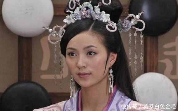 送给|她出生召来凤凰，吓疯皇帝，太上皇被她气死，将皇妃送给无赖