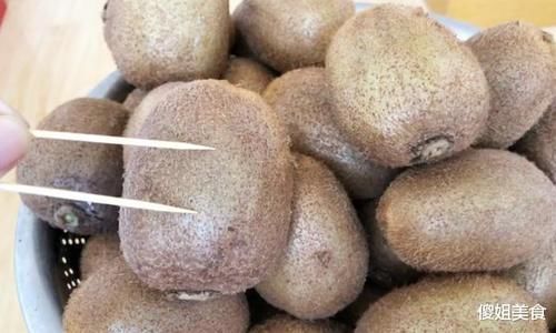 聪明|猕猴桃放锅里蒸几分钟,太聪明了,用途拿钱难买,早知道就好了