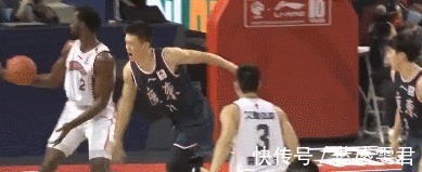 回家过年|无语,从5佳球到5大囧,CBA外援尴尬了,广东两将却逃过一劫!