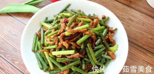排骨|蒜薹5种最好吃的做法,每种都简单美味,看看你喜欢吃哪种?
