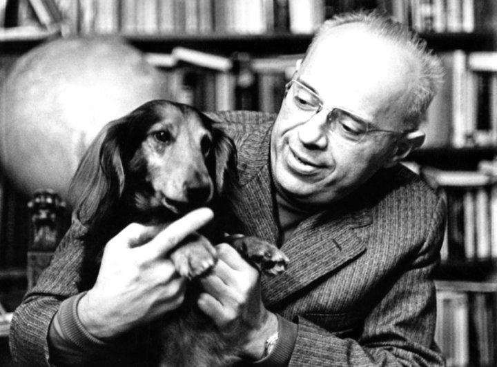 vr|科幻作家莱姆文集亮相中文世界，70年前就预见了VR和3D打印