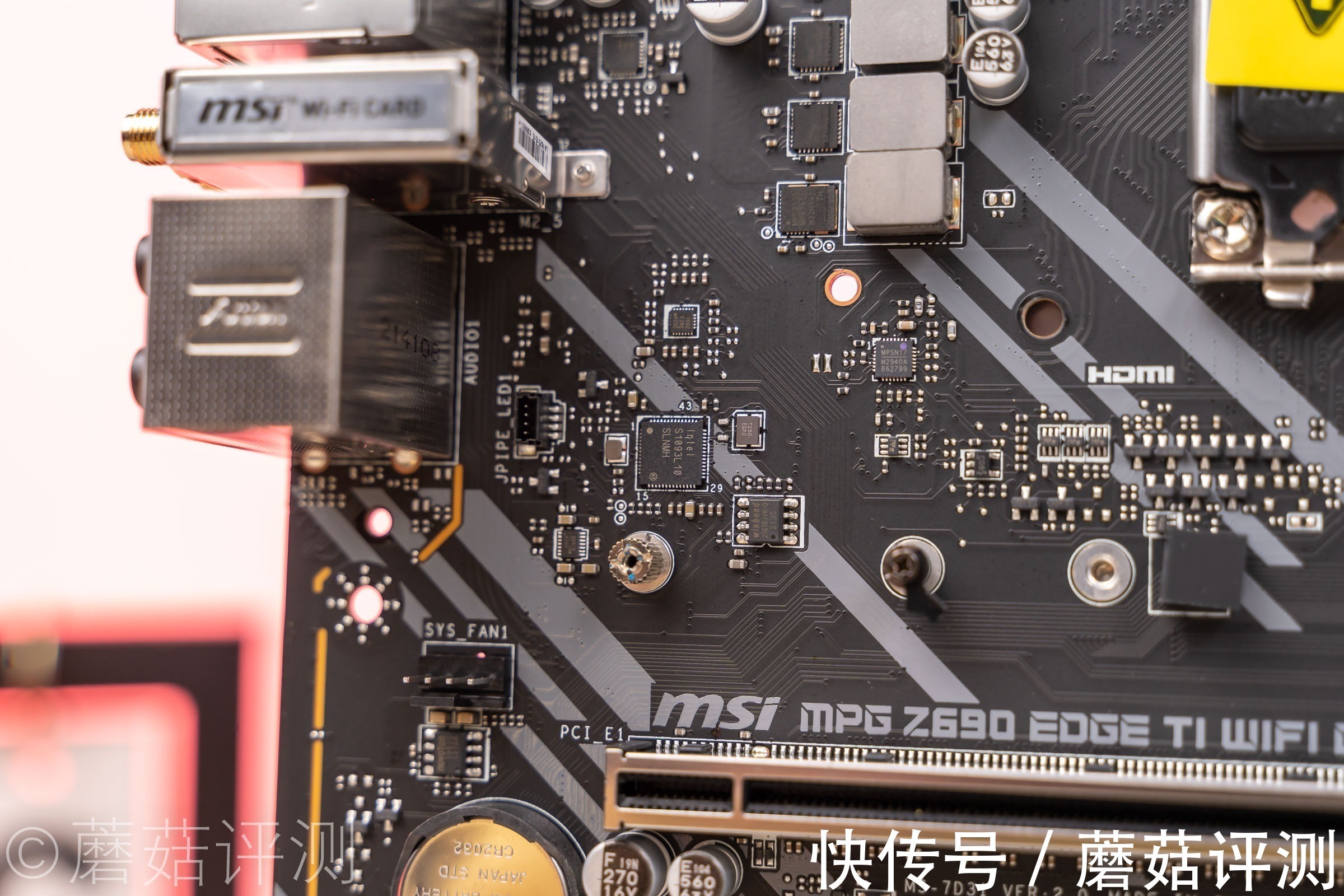 钛主板|颜值用料两手抓、微星MPG Z690 EDGE TI DDR4刀锋钛主板 评测