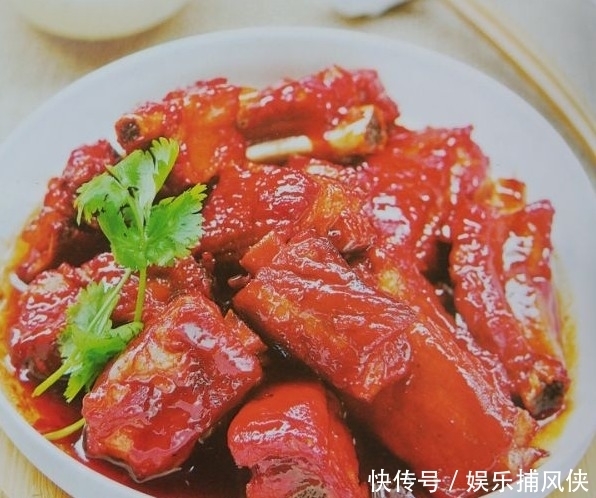 山楂|排骨的新做法,一口咬下去口齿留香,实在太好吃,全家老小都爱吃