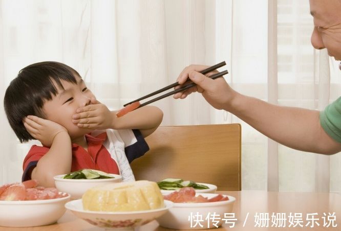 晨晨|3岁孩子出现积食，儿科主任：这种食物早上不建议，少给娃吃